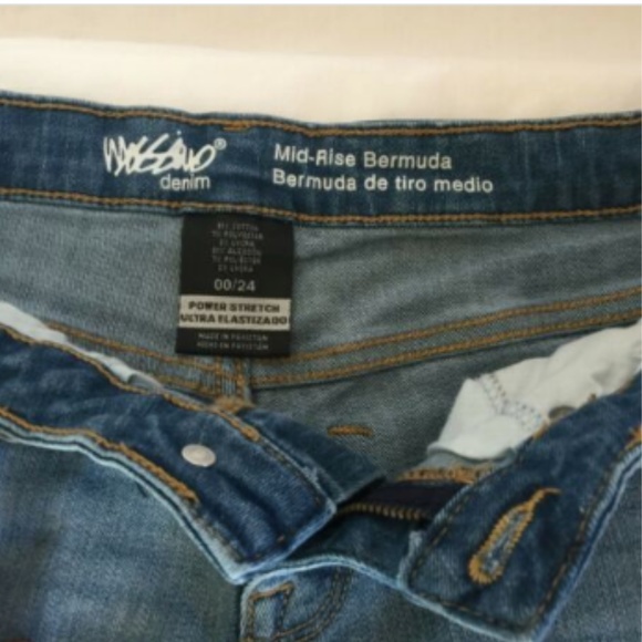 Size 00 24 Denim Cuffed Bermuda Shorts Stretch - Picture 6 of 8